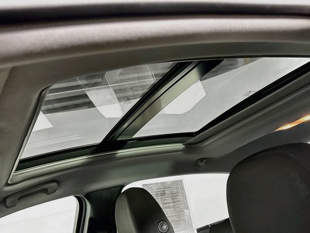 Used 2023 Chevrolet Malibu LT FWD image 18