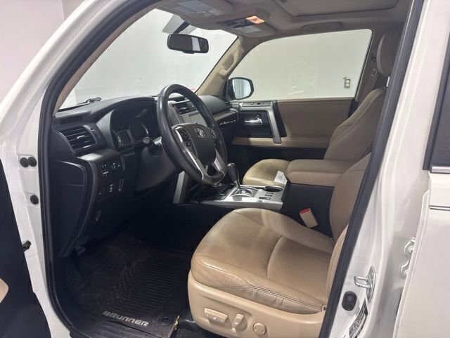 Used 2018 Toyota 4Runner Limited AWD/4WD image 11