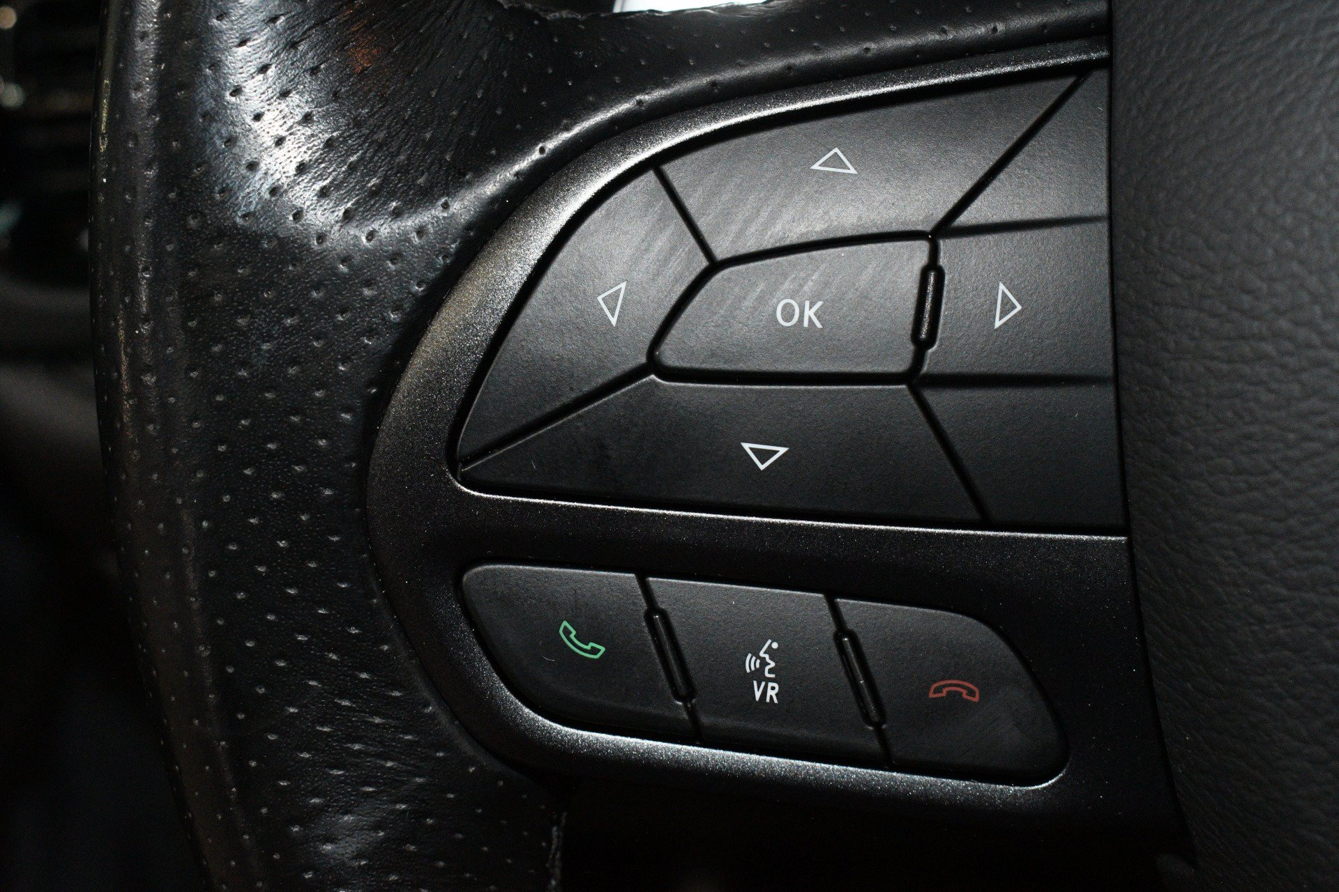 Used 2022 Dodge Durango GT RWD image 31
