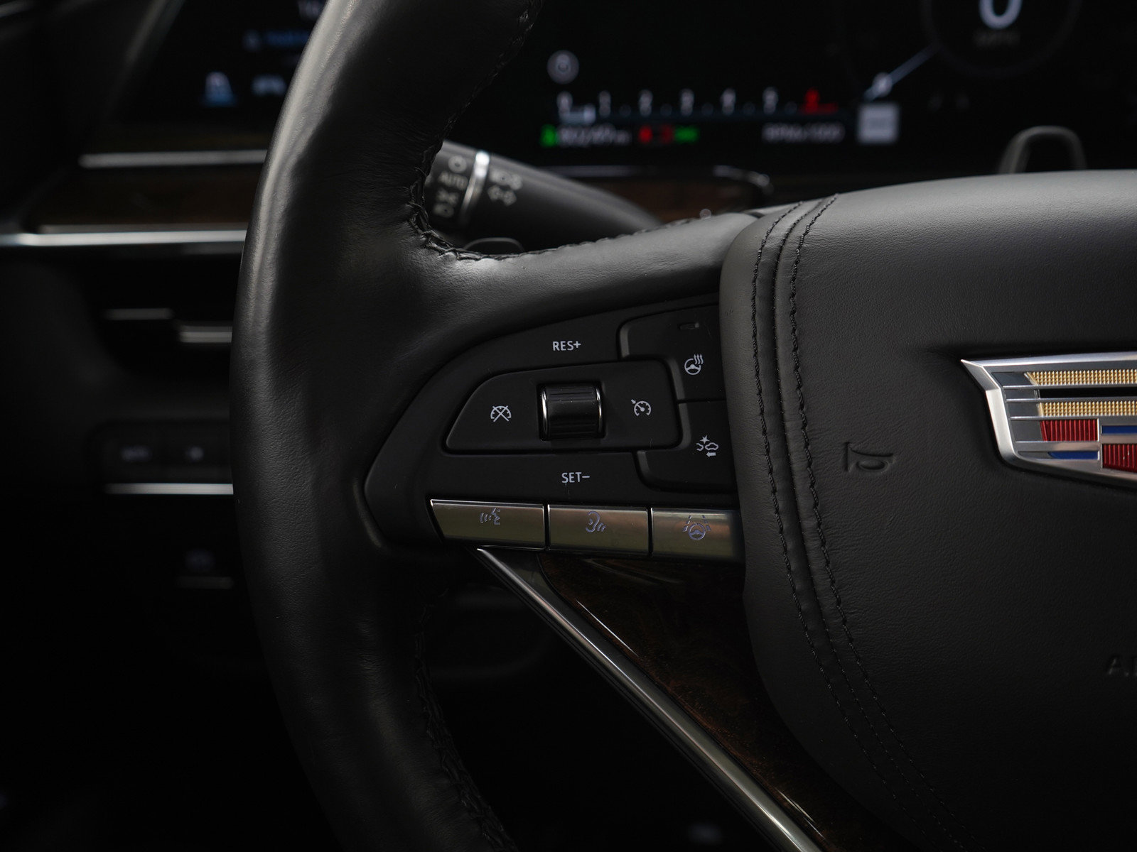 Used 2021 Cadillac Escalade ESV Sport Platinum image 36