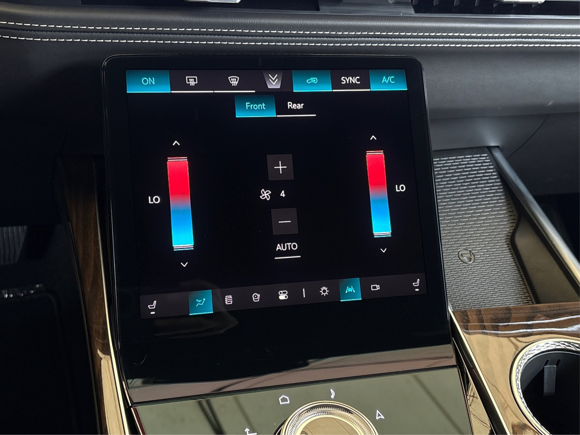 New 2026 Cadillac Escalade Platinum Sport AWD/4WD image 27