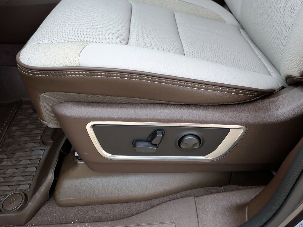 New 2026 RAM 1500 Laramie w/ Laramie Southwest Edition image 13