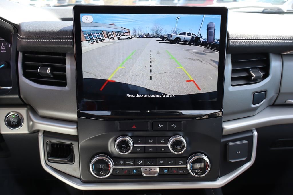 Used 2022 Ford Expedition Max XLT image 22