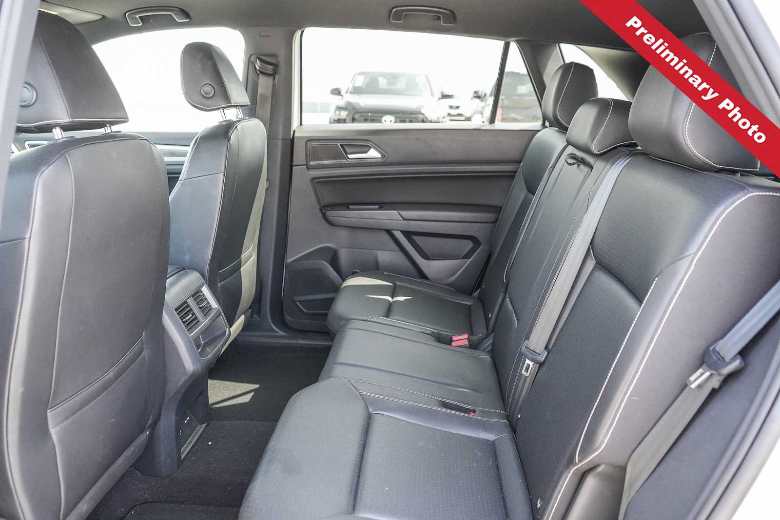Used 2020 Volkswagen Atlas Cross Sport SE w/ Towing Package AWD/4WD image 13