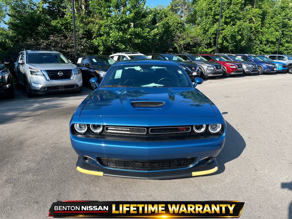 Used 2023 Dodge Challenger R/T RWD image 11
