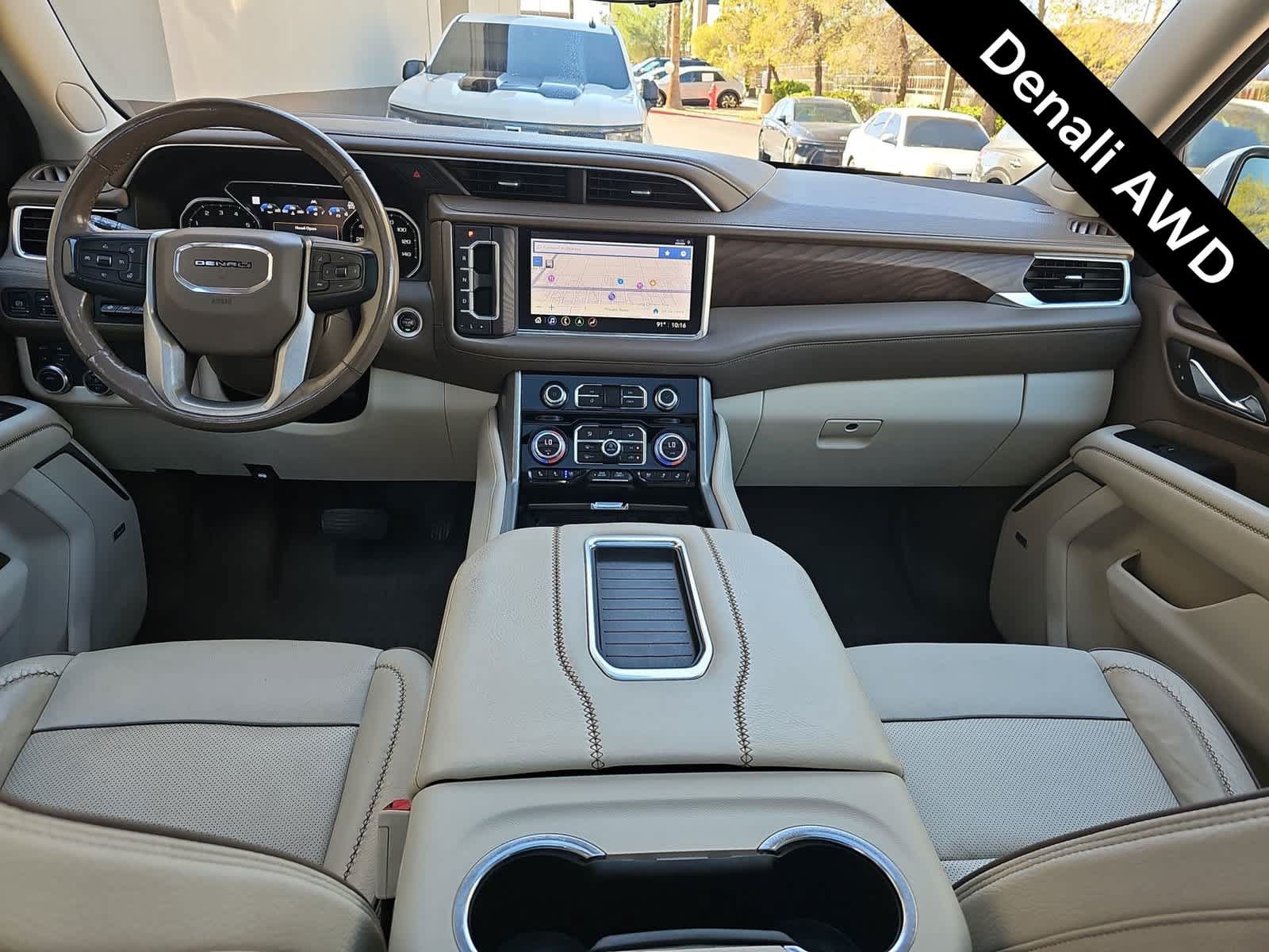 Used 2021 GMC Yukon Denali w/ Denali Premium Package AWD/4WD image 14