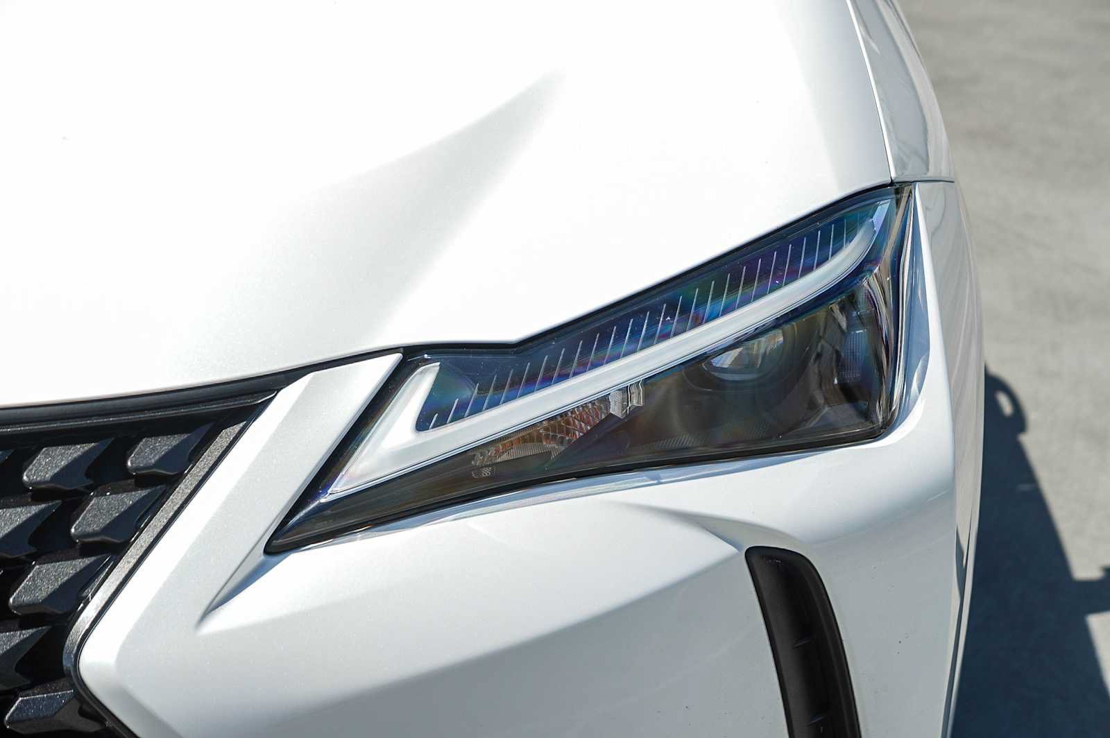 Used 2021 Lexus UX 250h w/ Premium Package AWD/4WD image 9