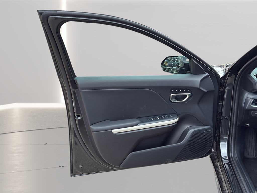 New 2026 Kia K4 GT-Line w/ GT-Line Premium Package FWD image 11