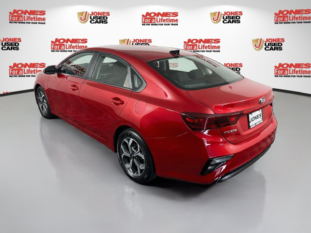Used 2021 Kia Forte LXS FWD image 2