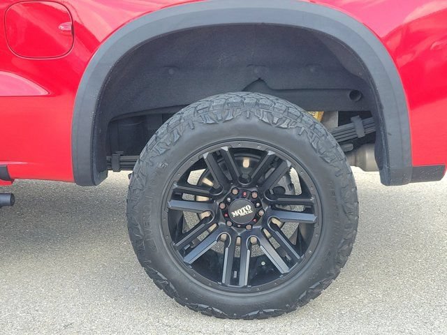 Used 2023 Chevrolet Silverado 1500 ZR2 w/ Technology Package AWD/4WD image 9