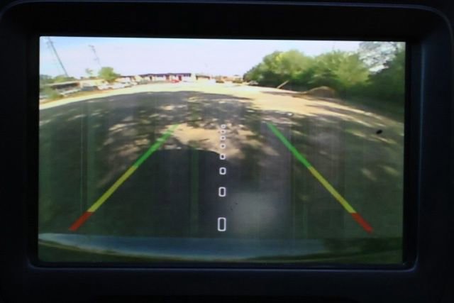 Used 2019 Jeep Renegade Latitude w/ Cold Weather Group image 17