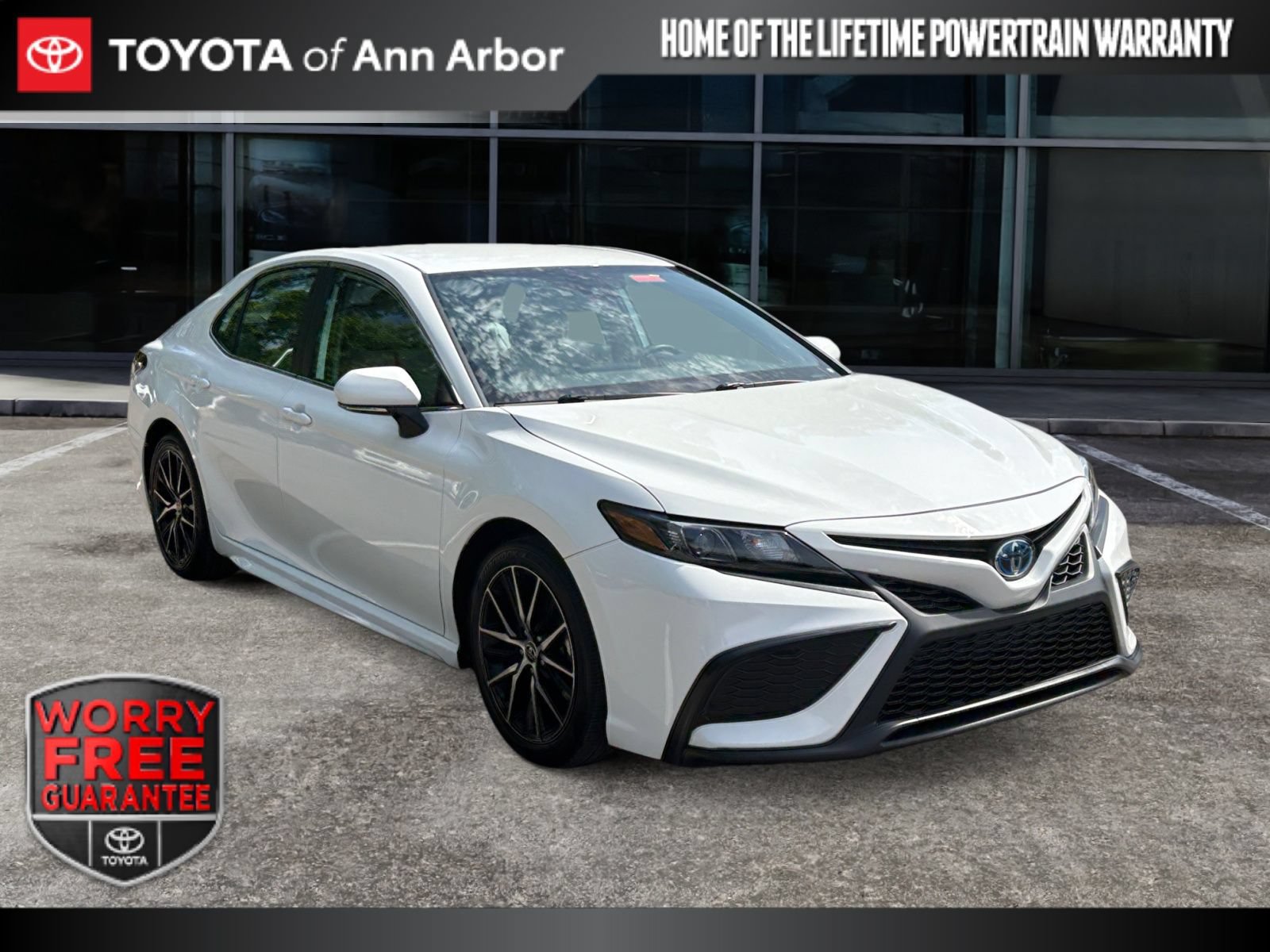 Used 2024 Toyota Camry SE FWD video 1