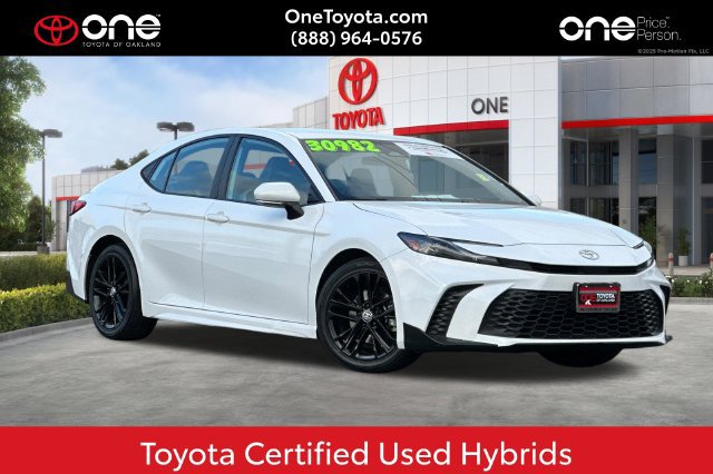 Certified 2025 Toyota Camry SE