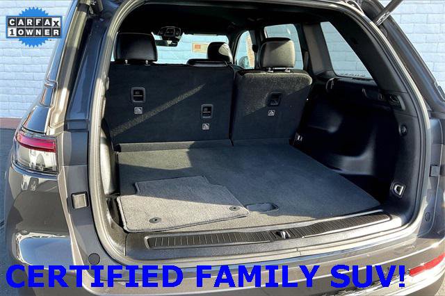 Certified 2025 Jeep Grand Cherokee Limited w/ Trailer Tow Package image 33