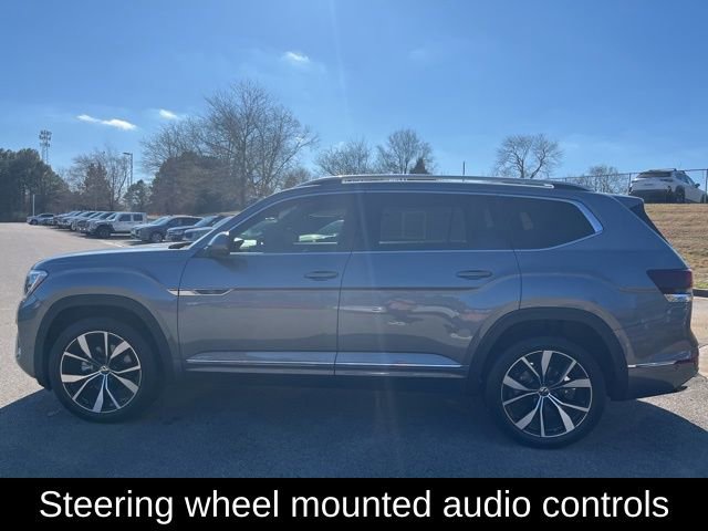 Used 2024 Volkswagen Atlas SEL Premium R-Line image 9
