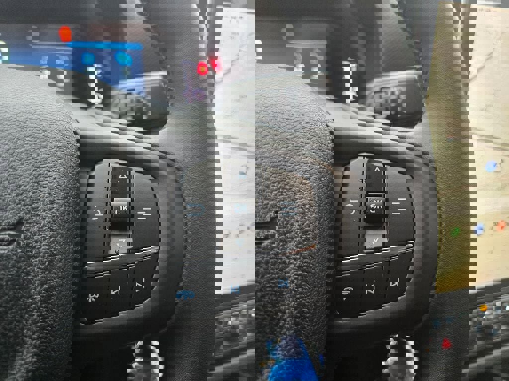 New 2025 Ford Ranger XLT w/ Equipment Group 301A High image 19