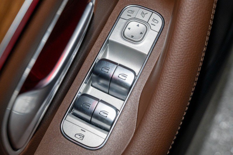Certified 2026 Mercedes-Benz GLS 450 4MATIC image 25