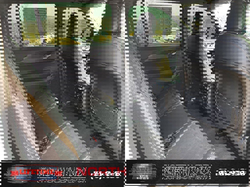 Used 2025 Jeep Grand Cherokee L Altitude image 28