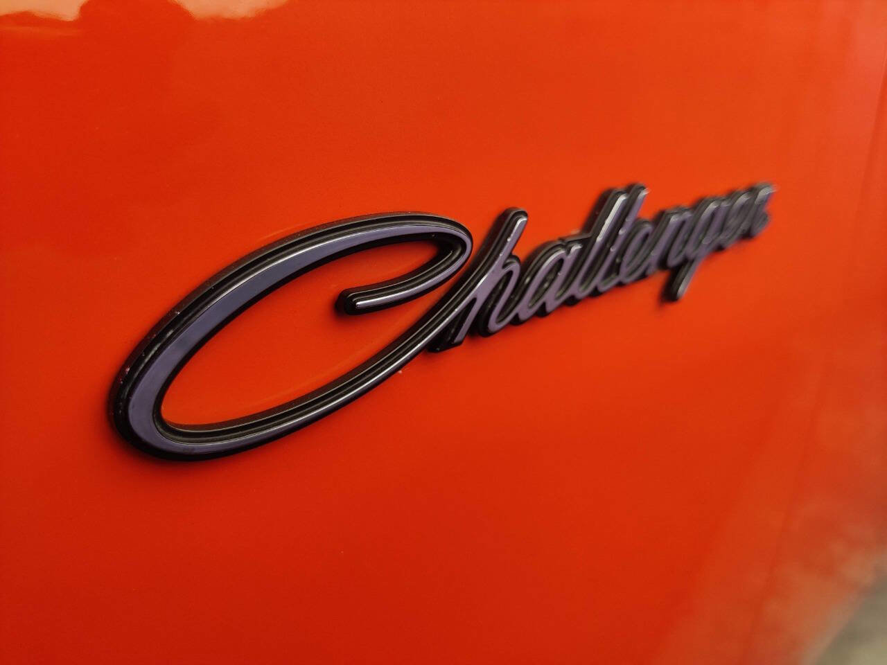 Used 2012 Dodge Challenger R/T image 7