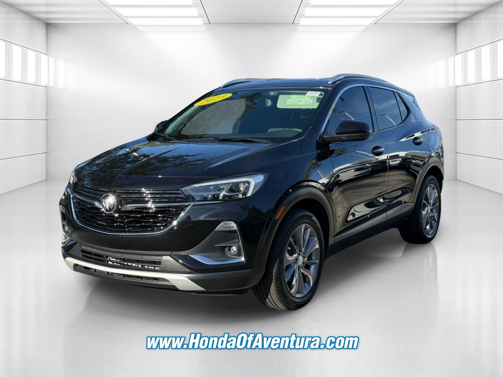 Used 2023 Buick Encore GX Essence w/ Experience Buick Package FWD image 3