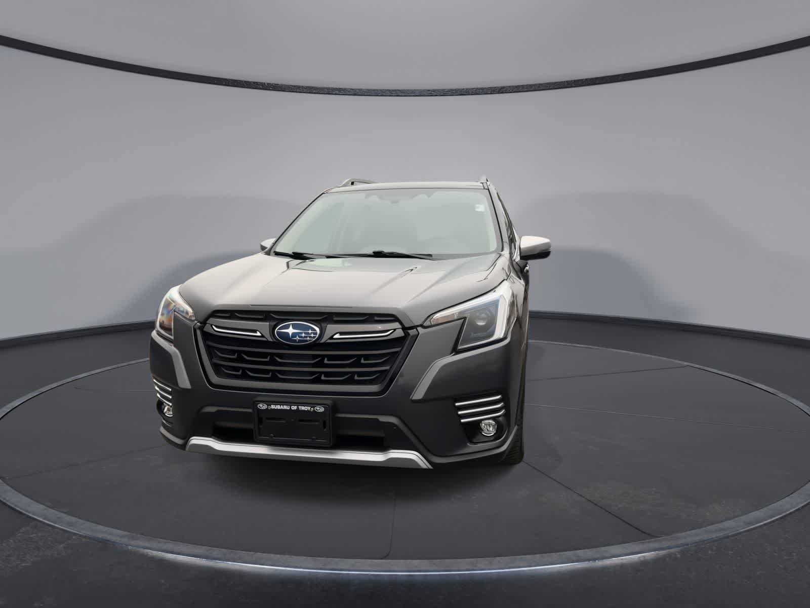 Certified 2023 Subaru Forester Touring AWD/4WD image 3