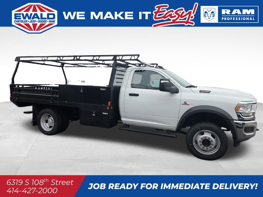 New 2024 RAM 5500 Tradesman AWD/4WD image 5