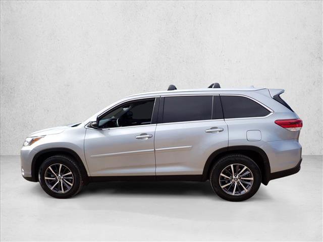 Used 2019 Toyota Highlander XLE AWD/4WD video 2