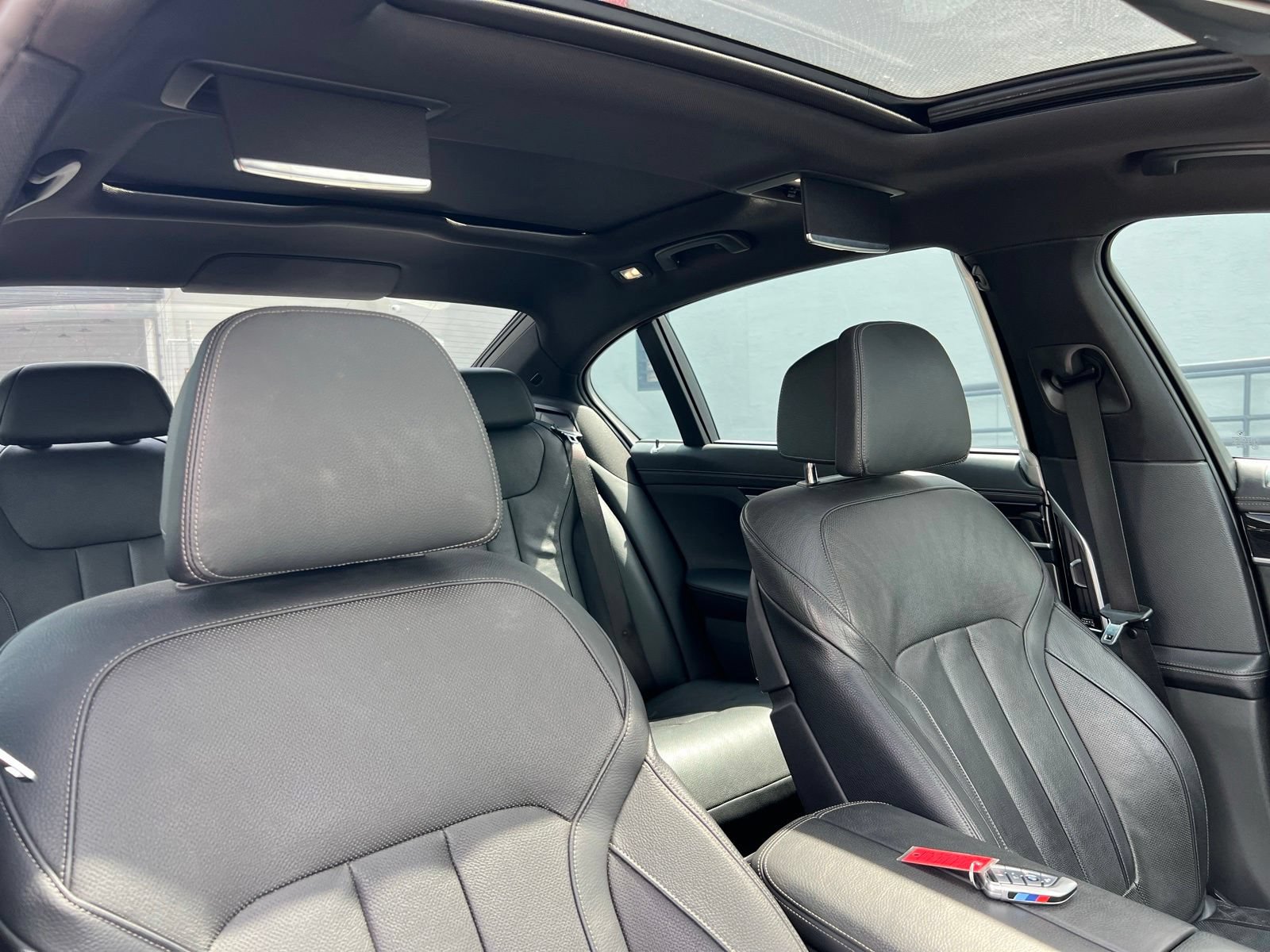 Used 2018 BMW 740e xDrive w/ M Sport Package AWD/4WD image 63