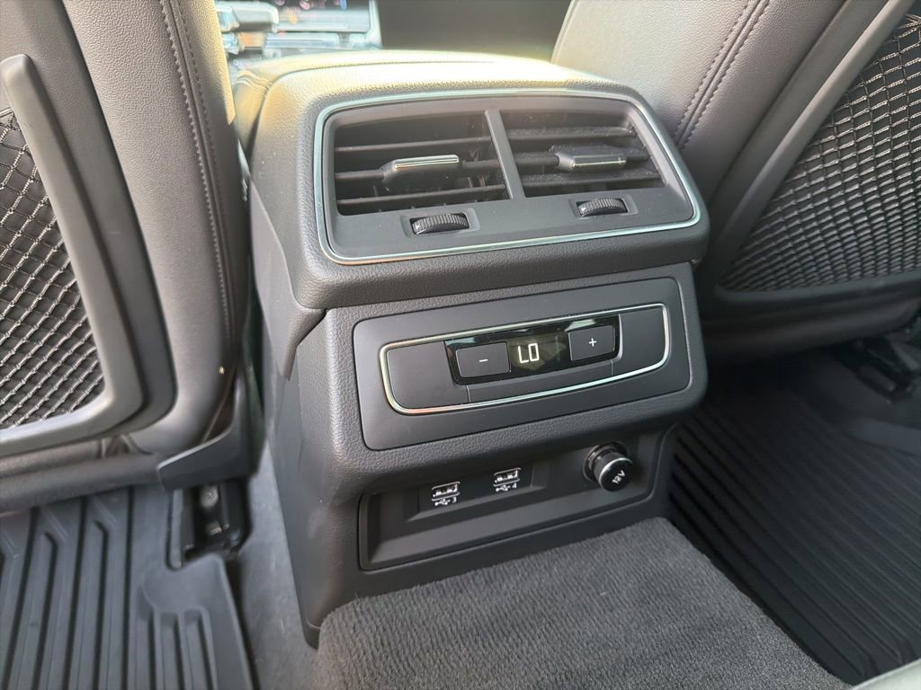 Used 2020 Audi A6 2.0T Premium Plus w/ Premium Plus Package image 34