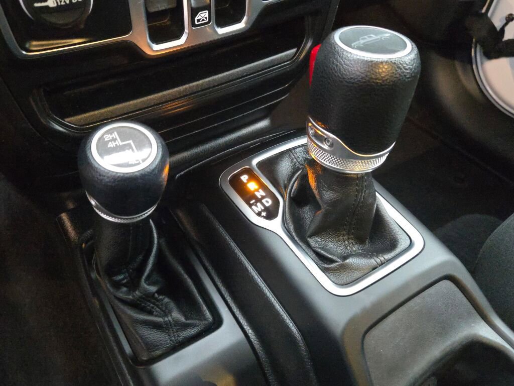 Used 2020 Jeep Gladiator Sport w/ Quick Order Package 24S image 27