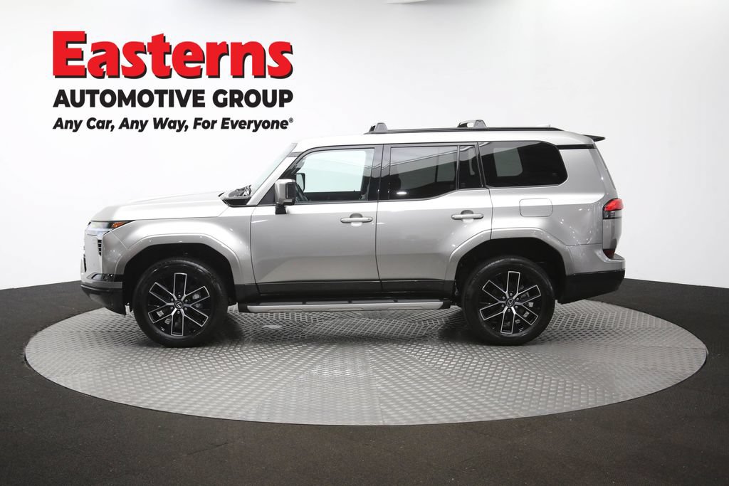 Used 2024 Lexus GX 550 w/ Cold Area Package AWD/4WD image 65