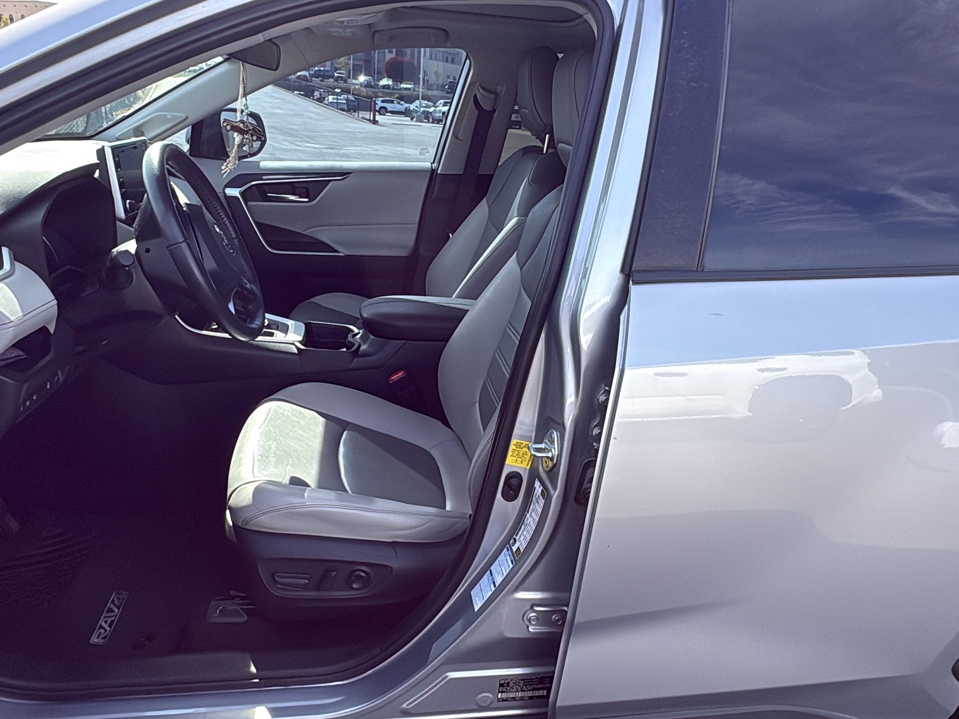 Certified 2021 Toyota RAV4 XLE Premium AWD/4WD image 12