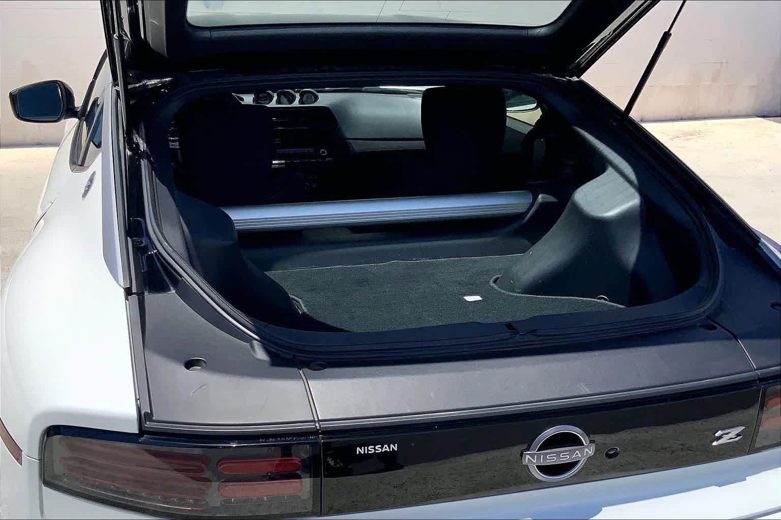 Used 2024 Nissan Z Sport w/ Floor Mat Package RWD image 17