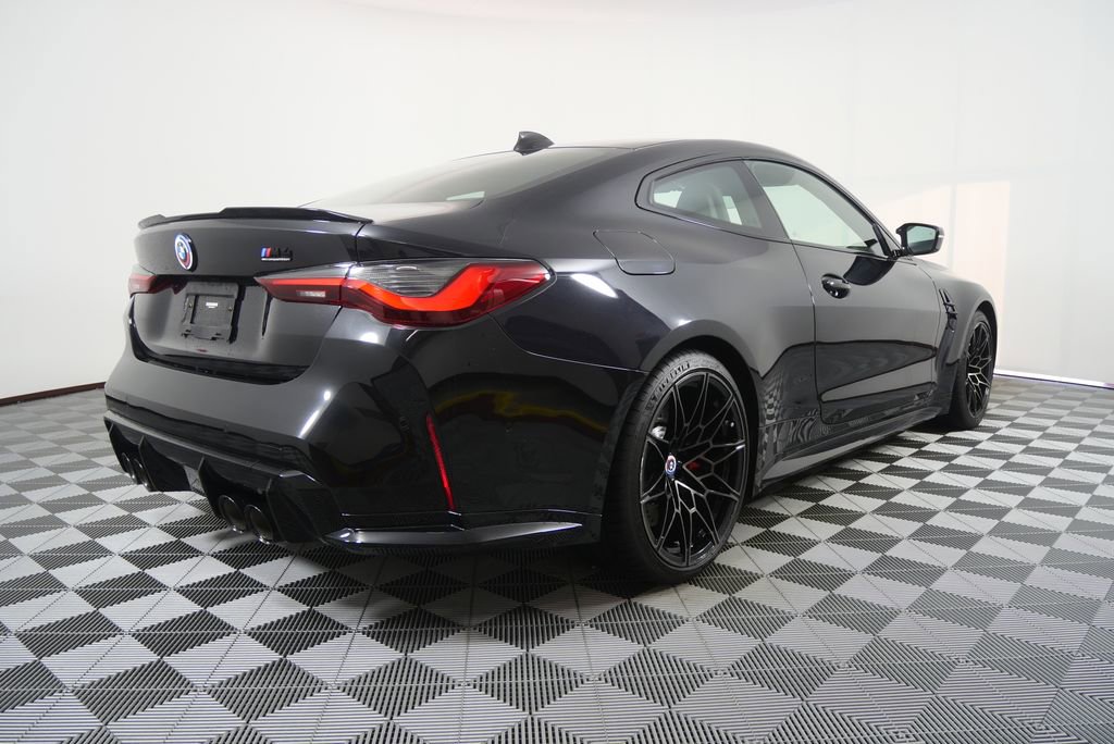 Used 2022 BMW M4 Competition w/ Executive Package RWD image 3