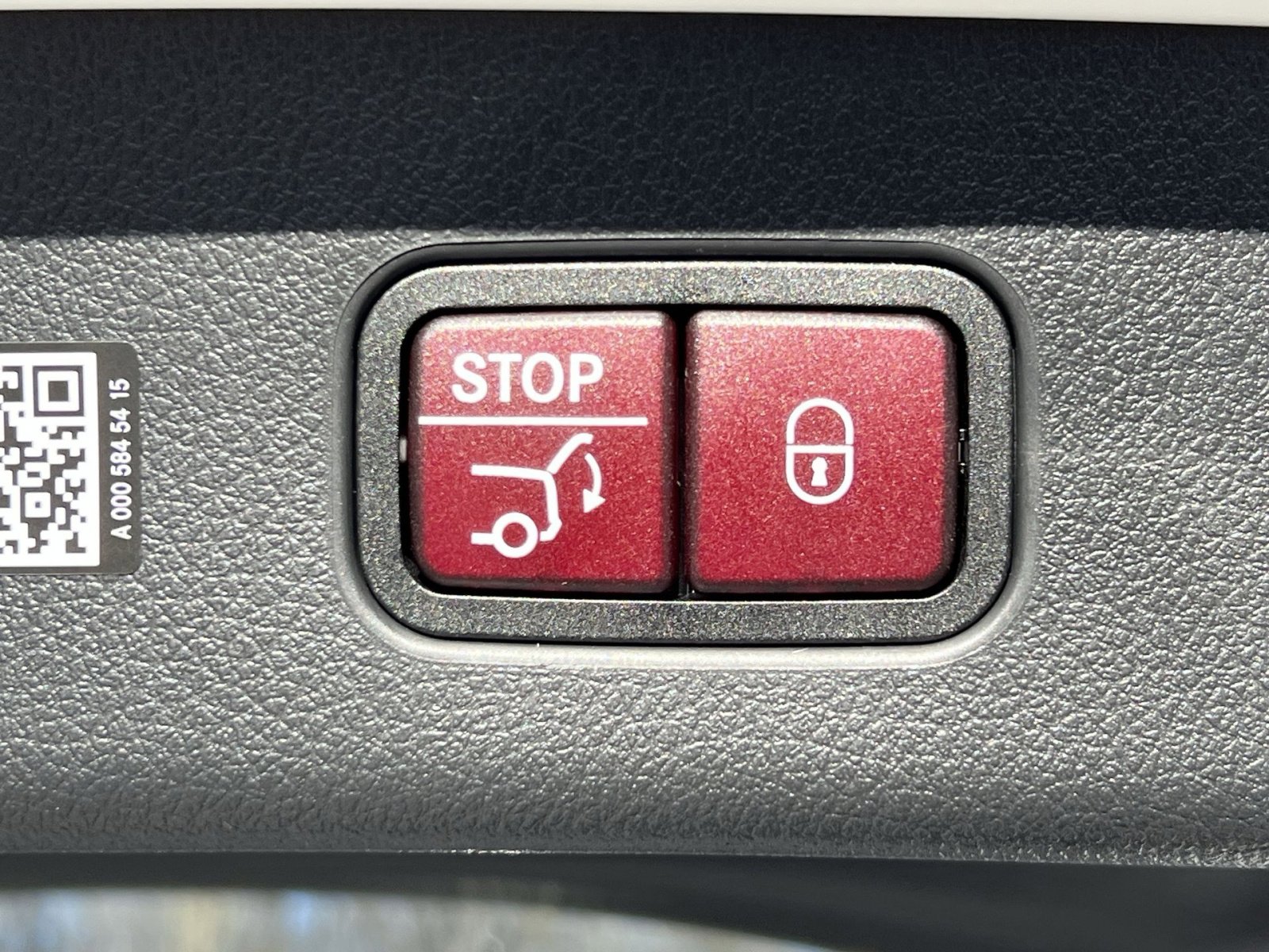 New 2026 Mercedes-Benz GLC 300 4MATIC image 25