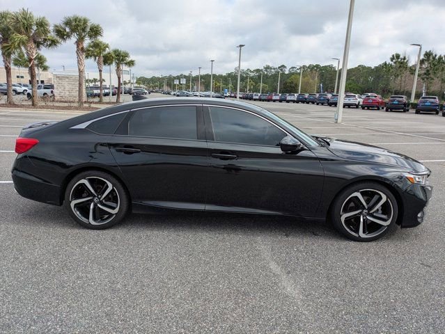 Used 2019 Honda Accord Sport image 3