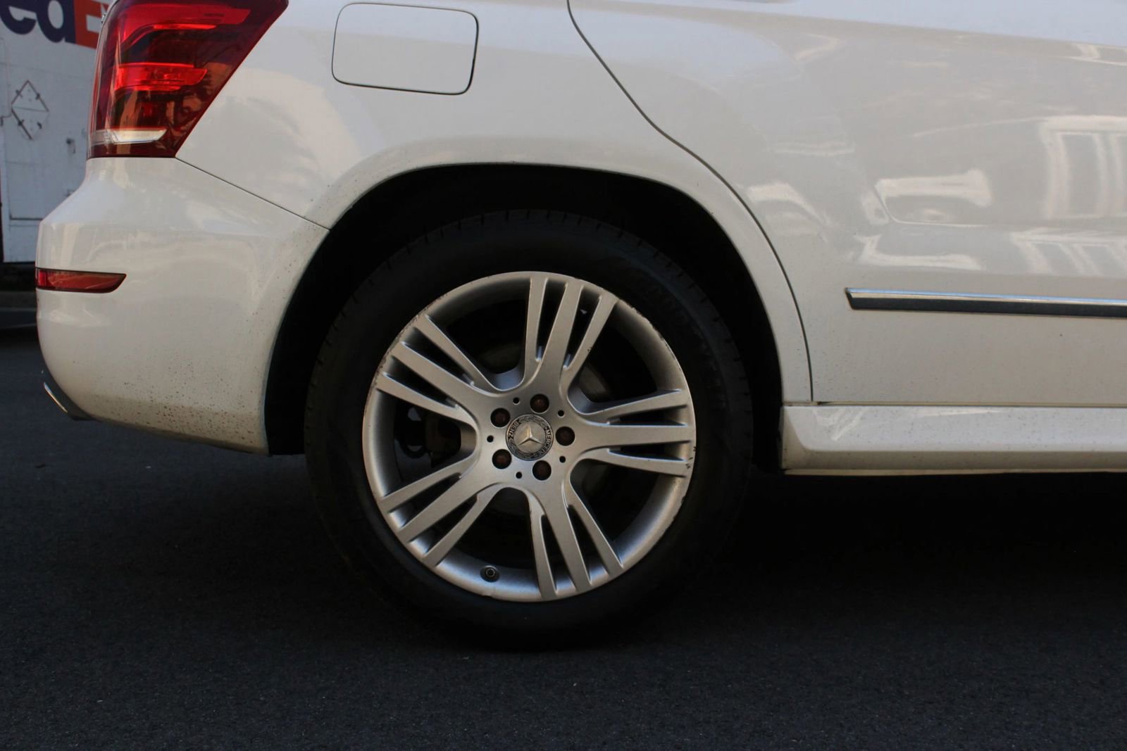 Used 2015 Mercedes-Benz GLK 350 4MATIC w/ Premium 1 Package image 5