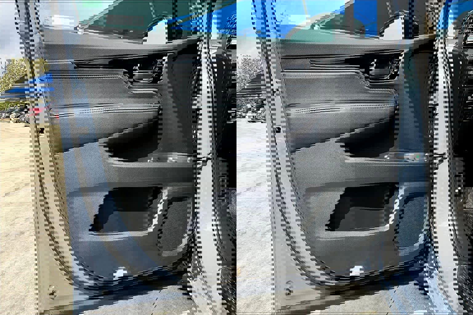 New 2026 Honda Odyssey Touring image 10