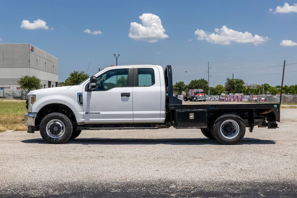 Used 2018 Ford F350 XL w/ Power Equipment Group AWD/4WD image 4