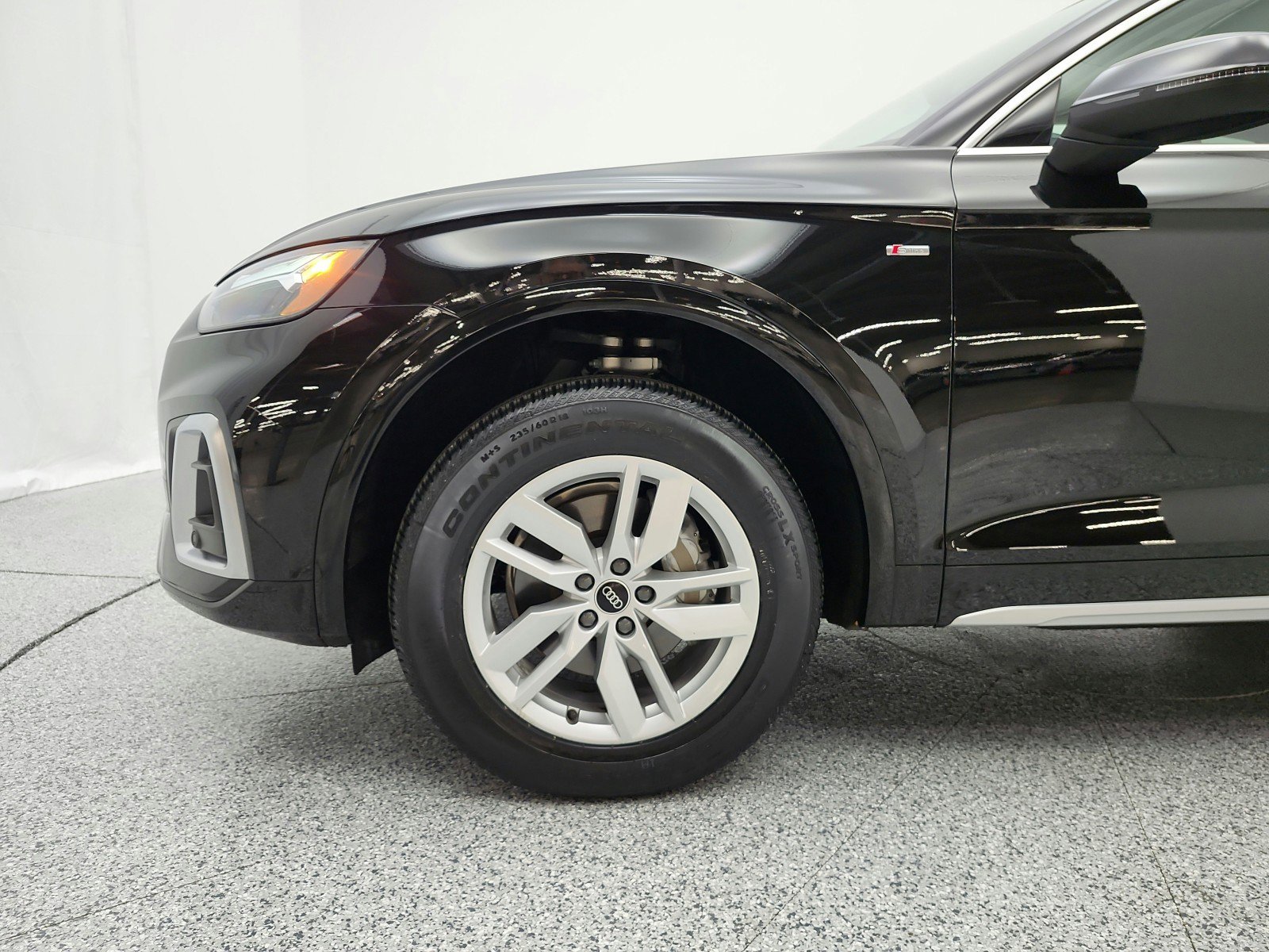 Used 2023 Audi Q5 2.0T Premium w/ Convenience Package AWD/4WD image 22