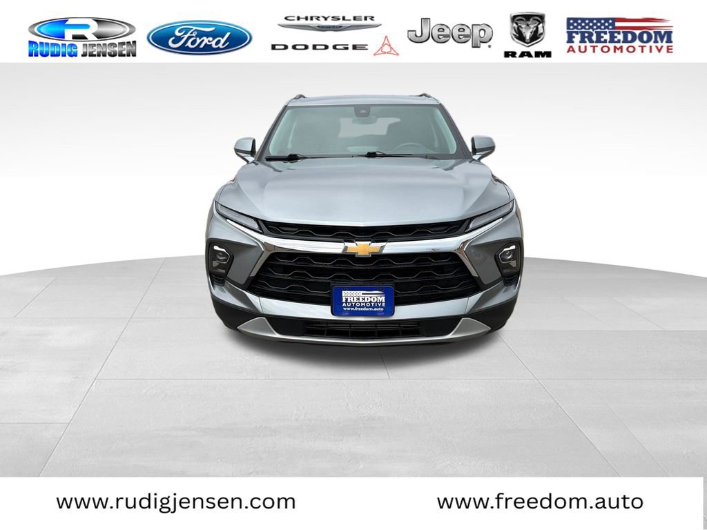 Used 2023 Chevrolet Blazer LT w/ Convenience Package AWD/4WD image 8