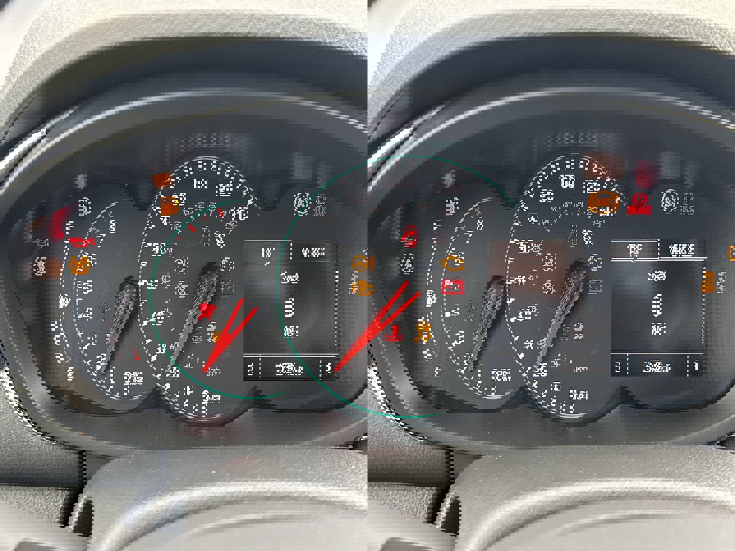 Used 2022 Chevrolet Trax LT w/ LT Convenience Package image 12