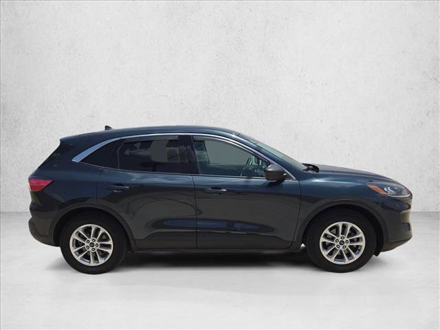 Used 2022 Ford Escape SE w/ Convenience Package FWD image 4