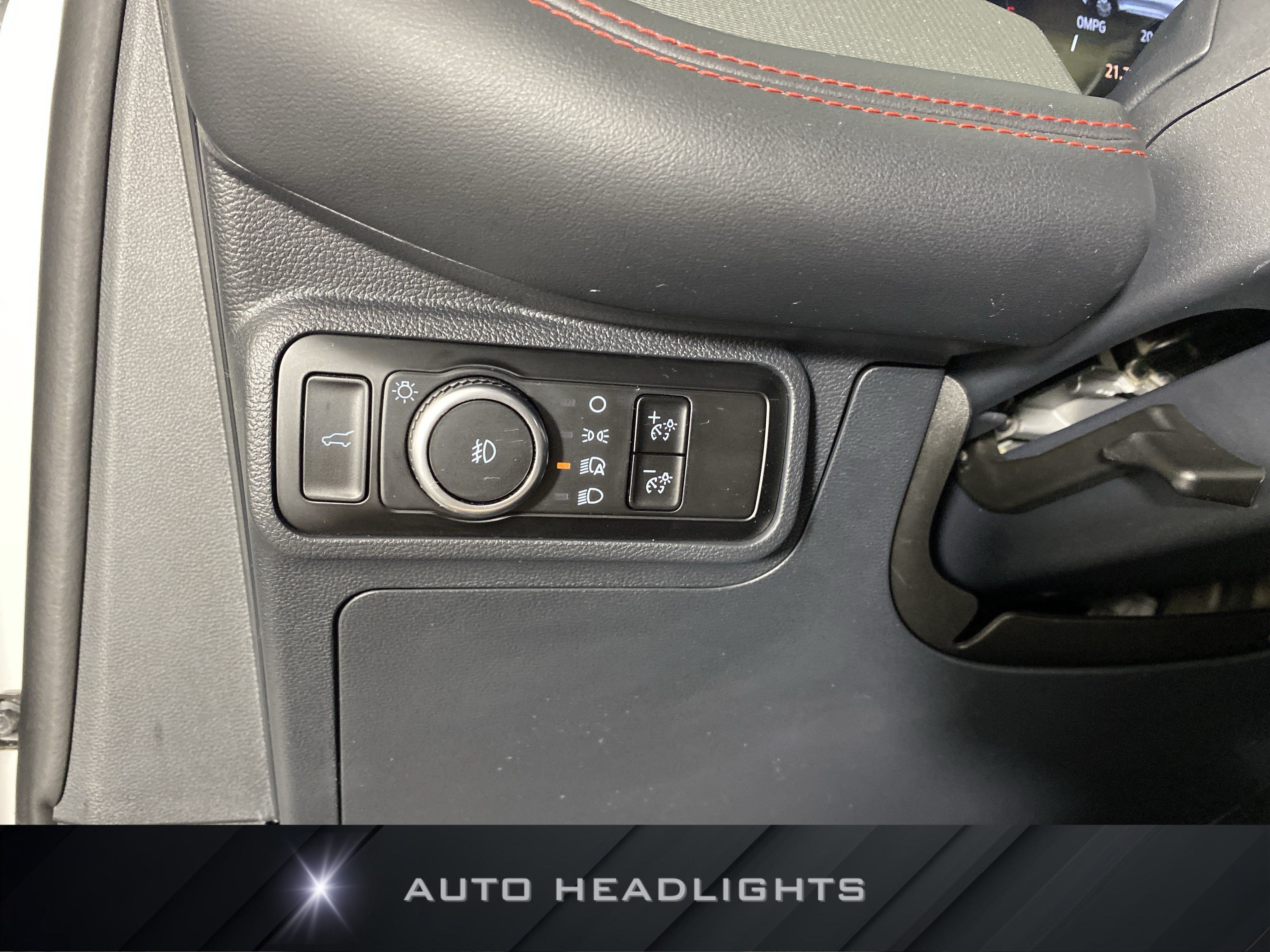 Used 2025 Ford Explorer ST-Line AWD/4WD image 25