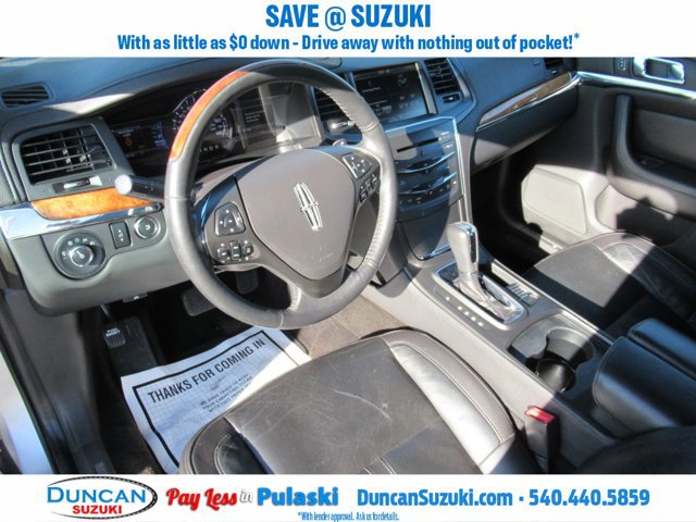 Used 2014 Lincoln MKS image 9