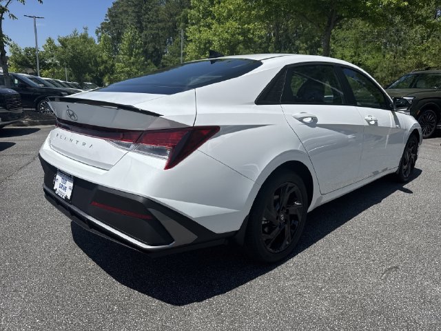 New 2026 Hyundai Elantra Sport FWD image 8