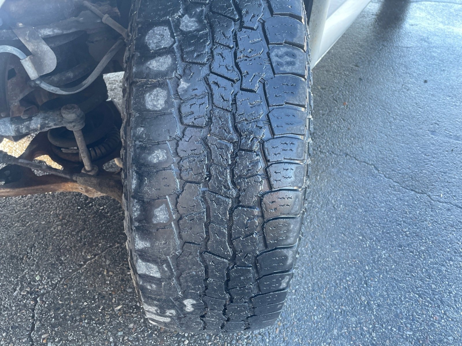 Used 2011 Chevrolet Express 2500 LS image 32