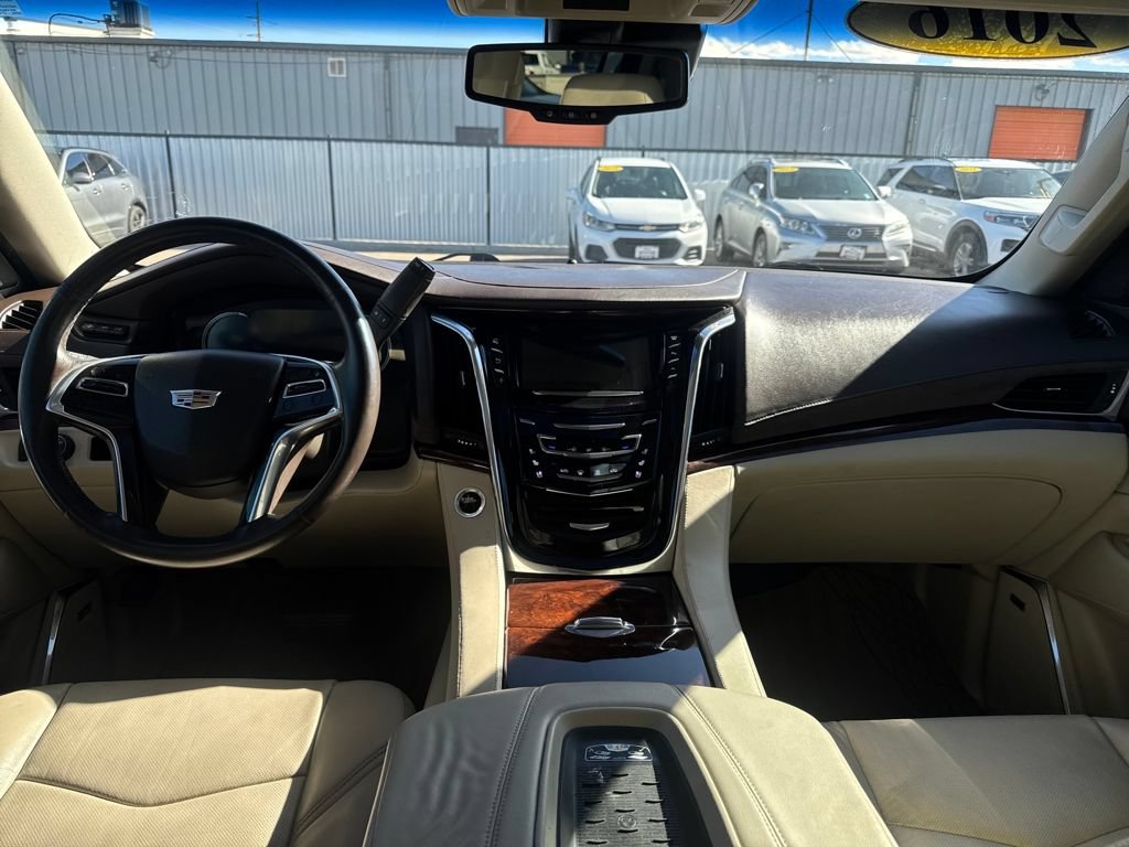 Used 2016 Cadillac Escalade ESV Luxury RWD image 13