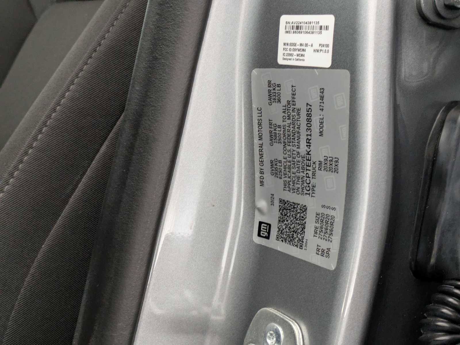 Used 2024 Chevrolet Colorado Trail Boss w/ Advanced Trailering Package image 32