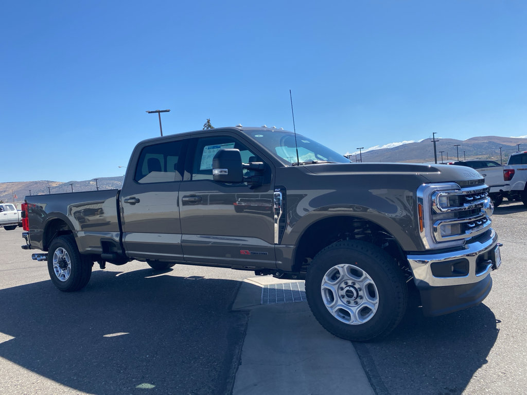 New 2026 Ford F350 4x4 Crew Cab Super Duty image 16